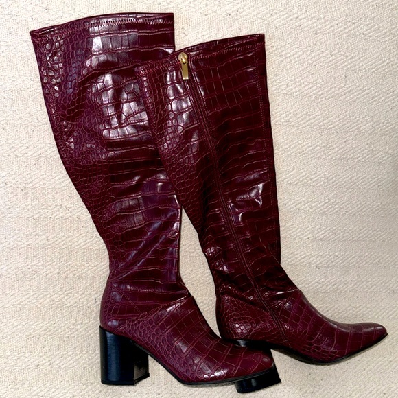 FRANCO SARTO Womens Burgundy Crocodile Square Toe Block Heel Zip-Up Boots - Picture 1 of 5